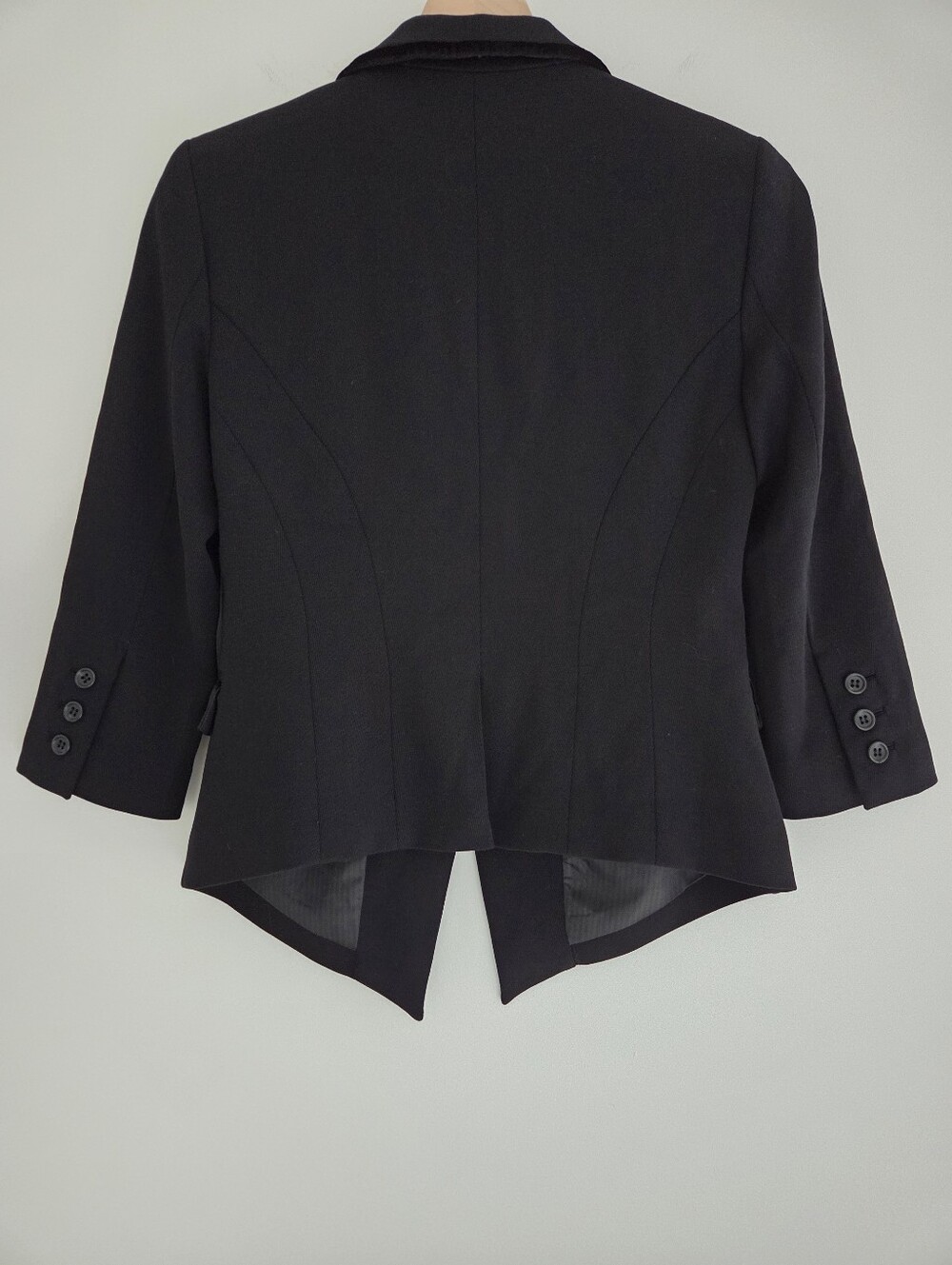 Elizabeth and James Black Wool Tuxedo Blazer Velvet Trim Womens Size 4 - Picture 3 of 7